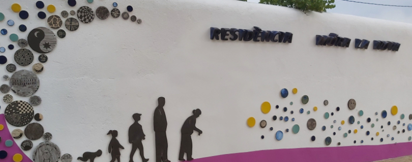 La Residencia para personas mayores Móra La Nova estrena un mural